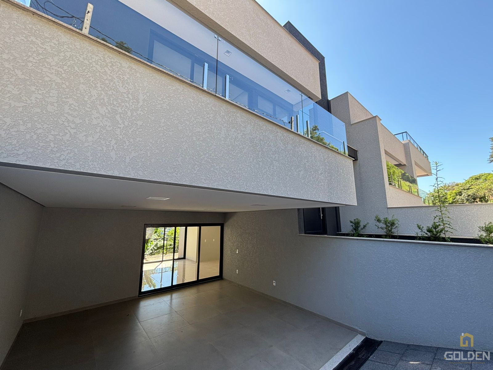 DUPLEX NOVO NO BAIRRO SÃO CRISTÓVÃO