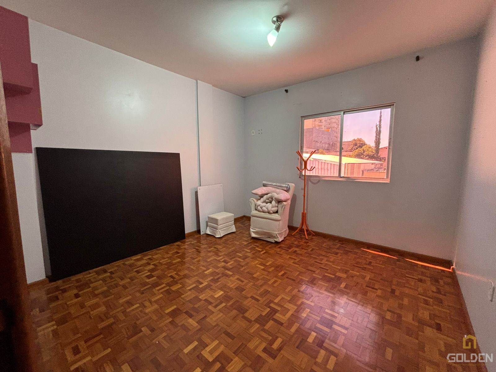 APARTAMENTO COM 03 QUARTOS NO BAIRRO ALVORADA