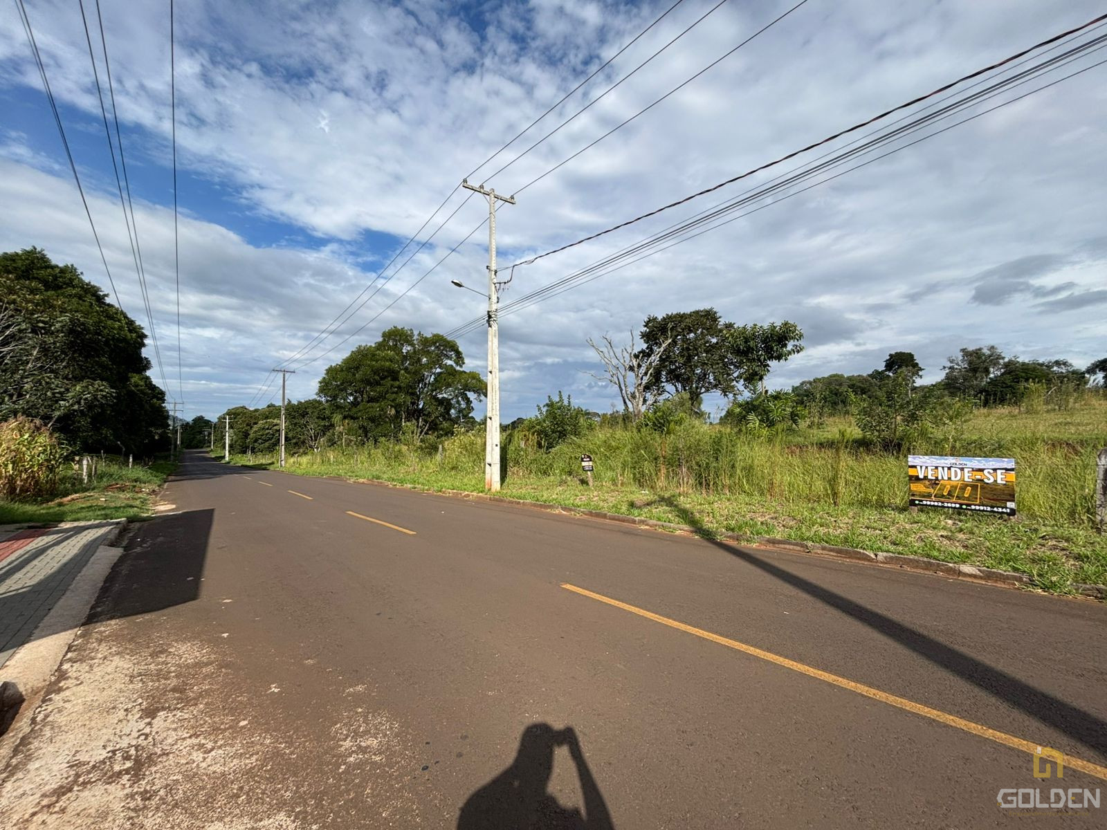 TERRENOS UM AO LADO DO OUTRO PARA VENDA NO BAIRRO AEROPORTO