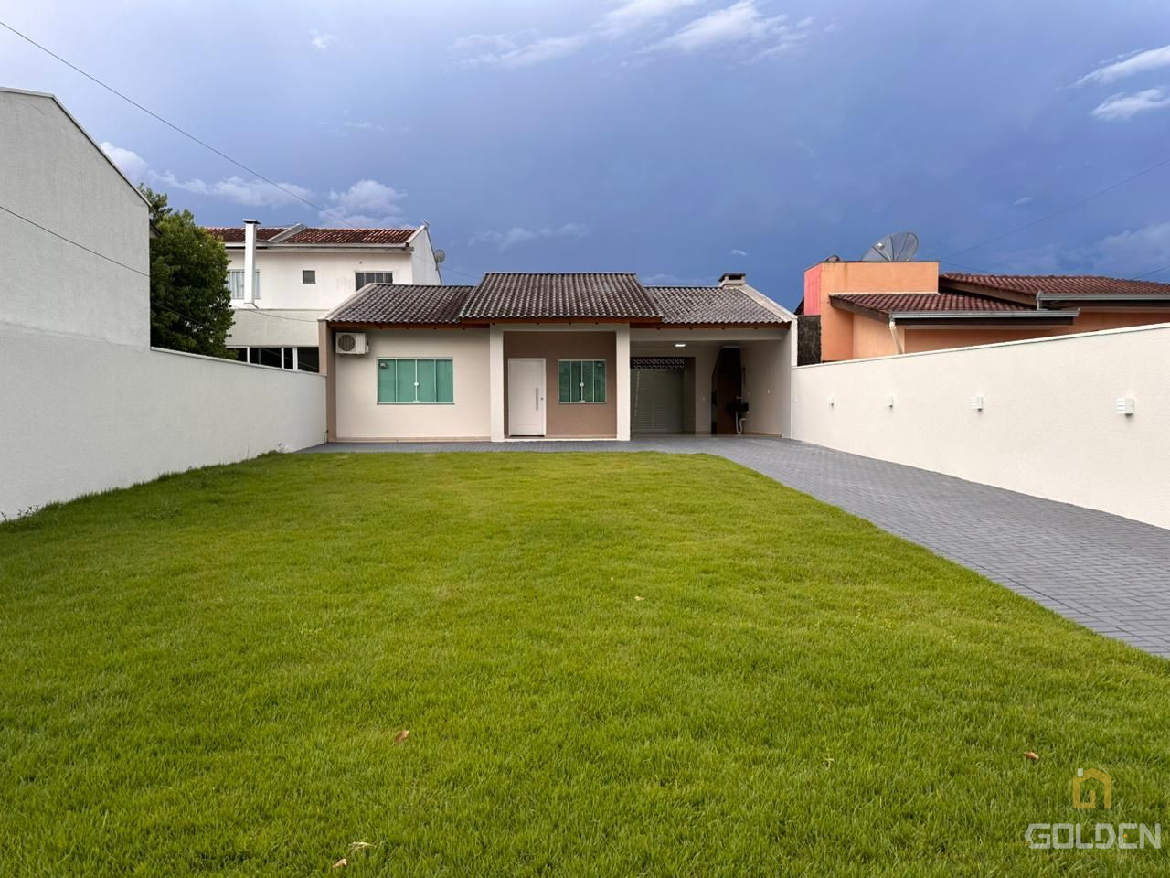 Casa para Venda FRANCISCO BELTRAO - PR