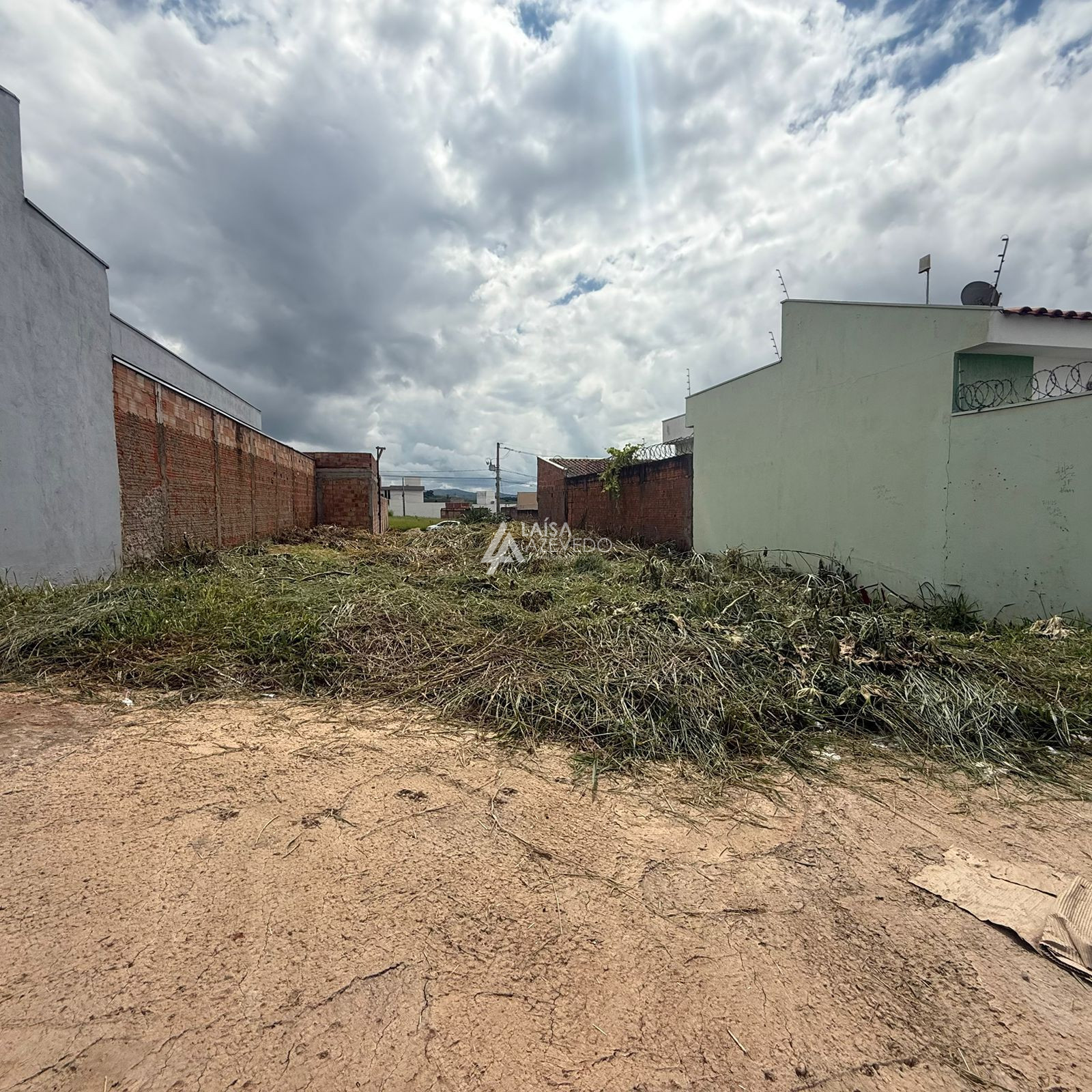 LOTE JARDIM CANADÁ II