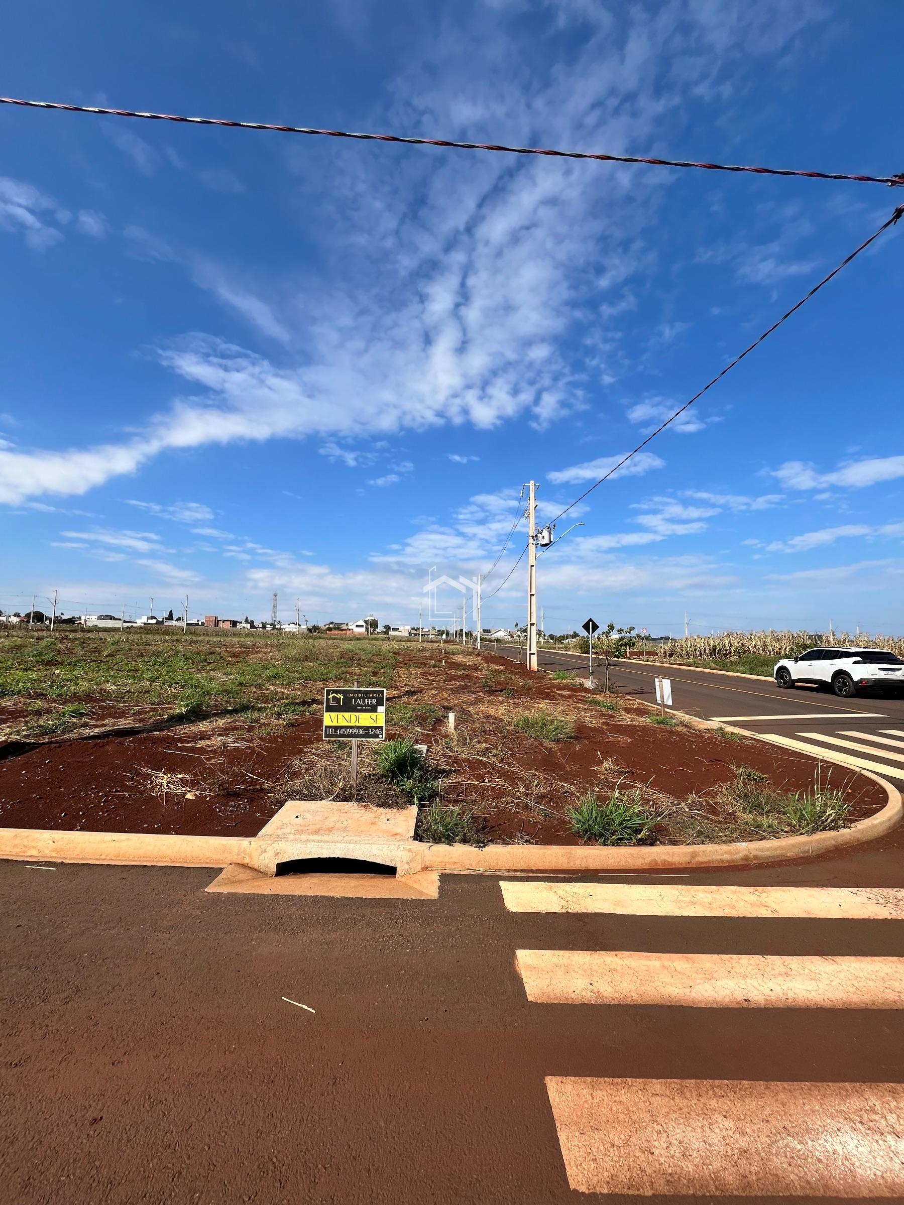 TERRENO DE ESQUINA 