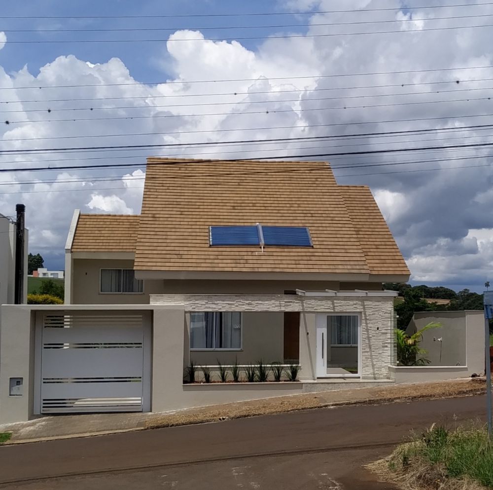 LINDA CASA NO BAIRRO LA SALLE