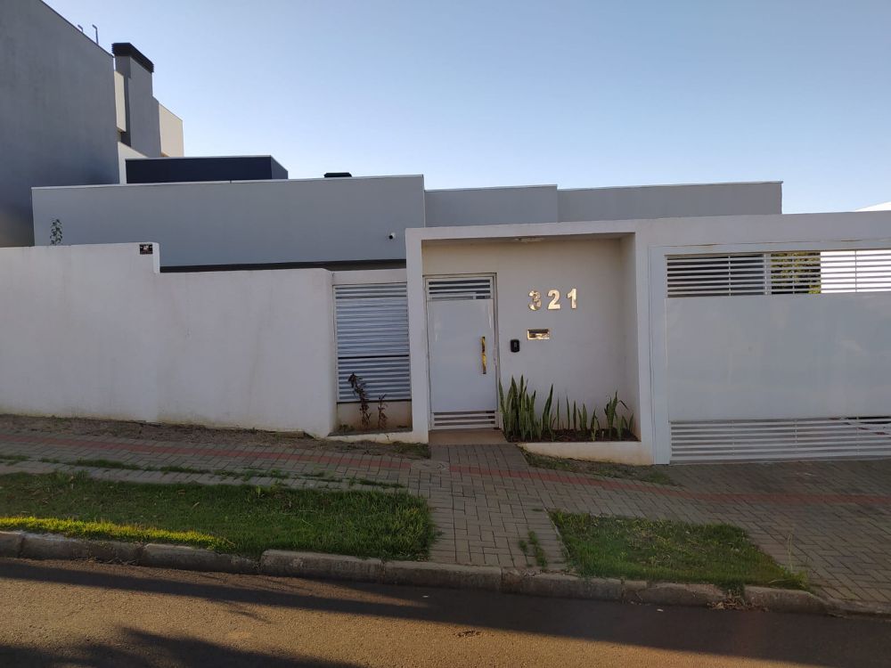 LINDA CASA COM SOBRA DE TERRENO PARA FUTURAS AMPLIAÇÕES NO PAR...