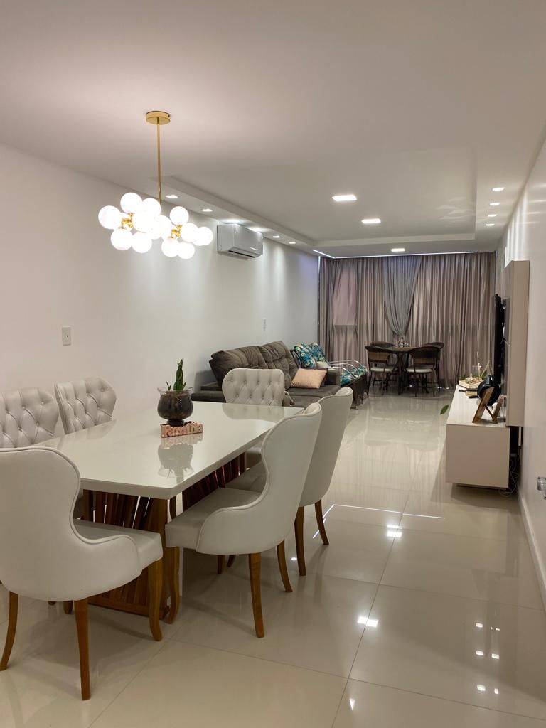APARTAMENTO SEMI MOBILIADO NO CENTRO DA CIDADE