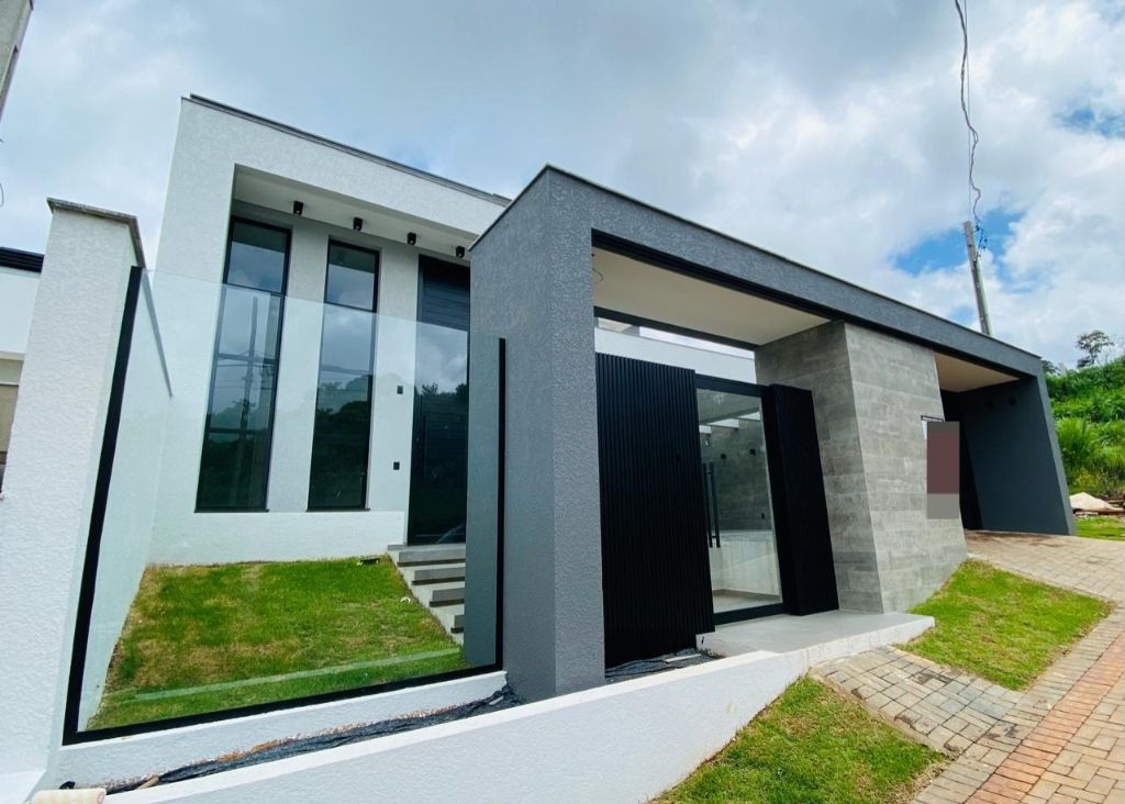 CASA TÉRREA EM ALTO PADRÃO - PRÓXIMA AO PB SHOPPING
