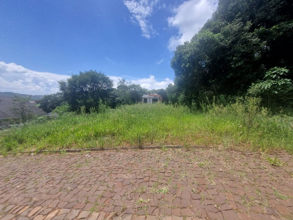EXCELENTE TERRENO NO ALTO DO BAIRRO SÃO LUIS