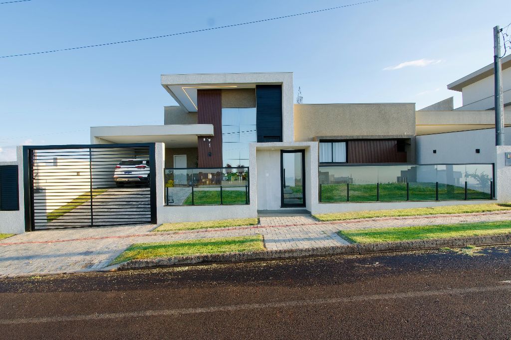 CASA MOBILADA EM ALTO PADRÃO DE ACABAMENTO - PRÓXIMA  AO PB SH...
