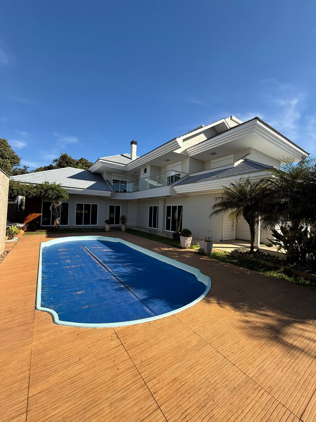 Casa Alto Padrão com piscina à venda no bairro Bortot - Pato B...