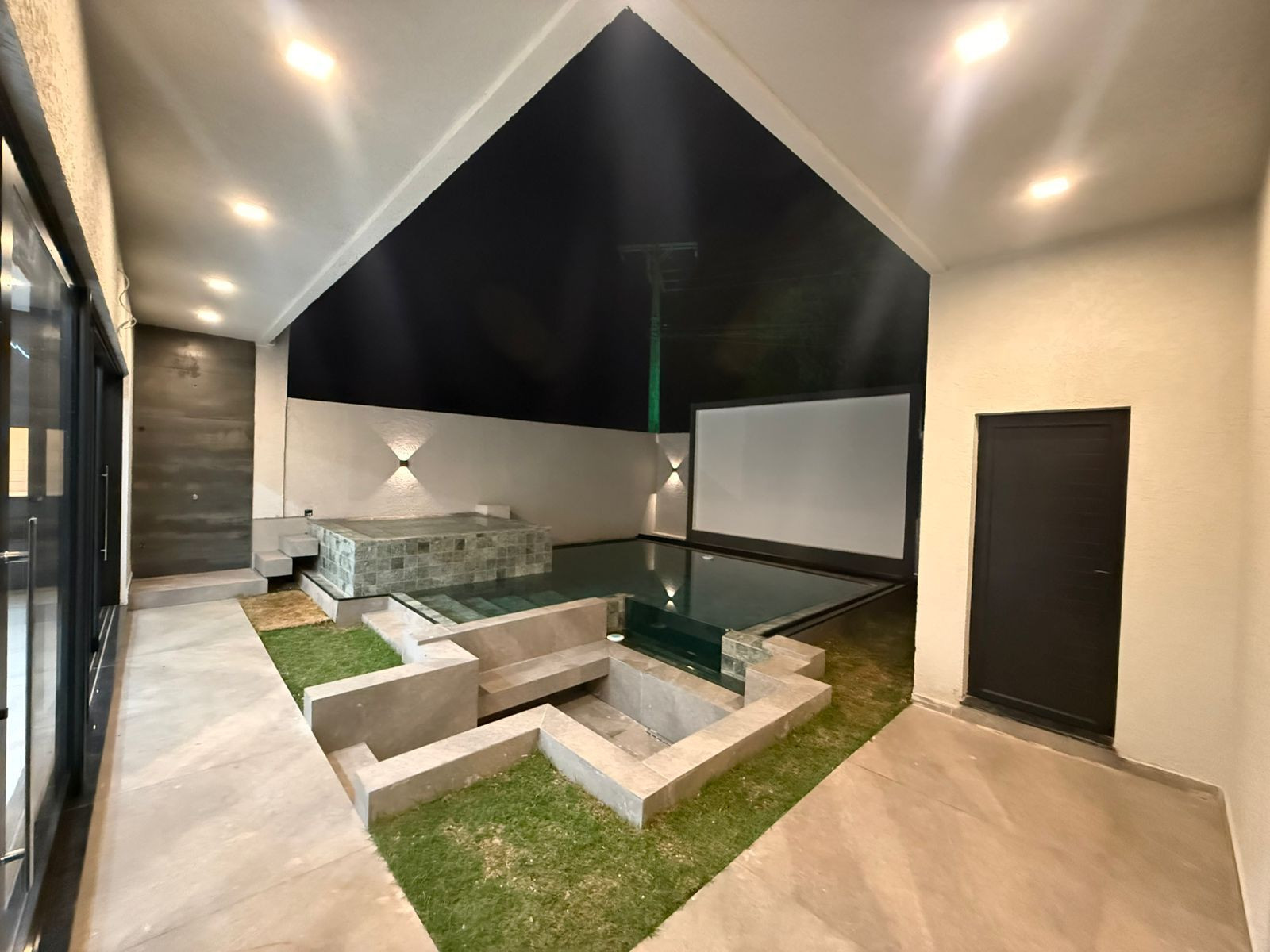 BELISSIMA CASA COM PISCINA 