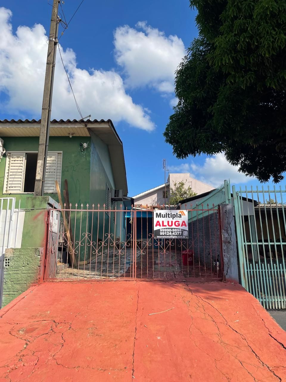 Casa aos fundos
