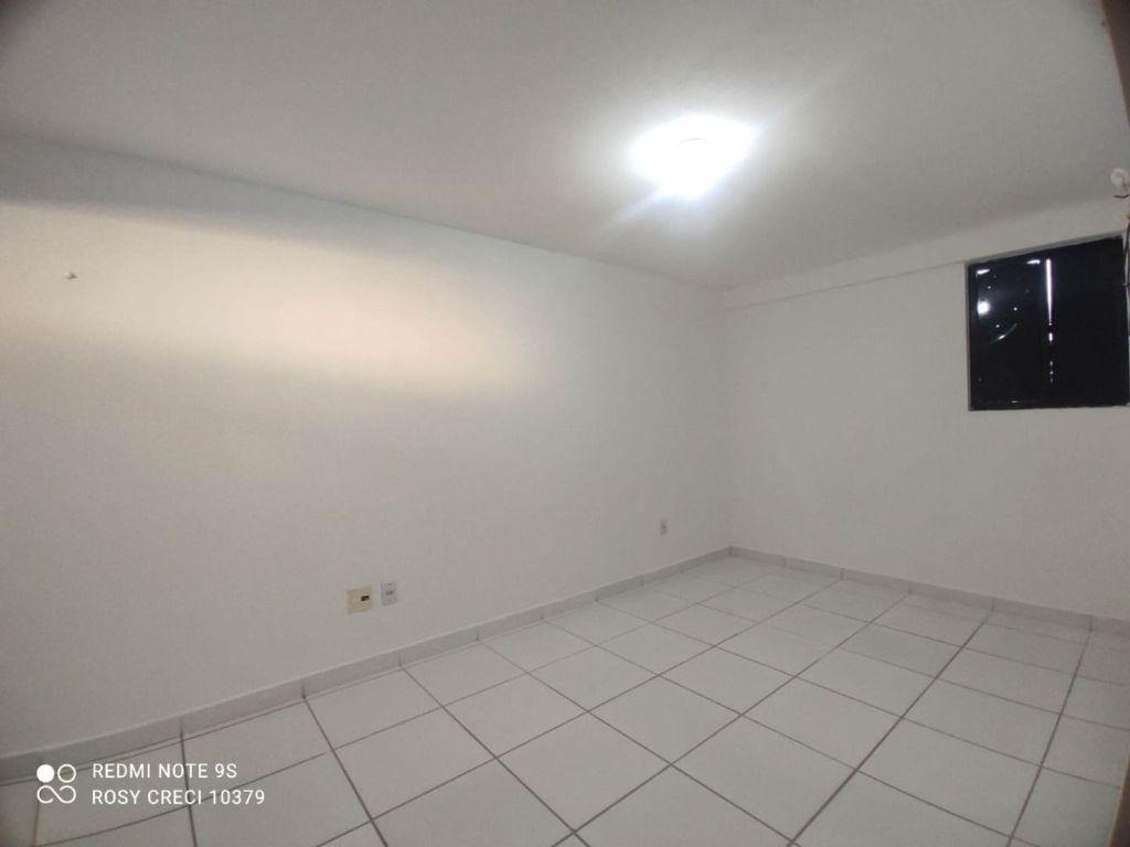 Apartamento com 3 dormitórios à venda por R$ 260.000,00 - Água...