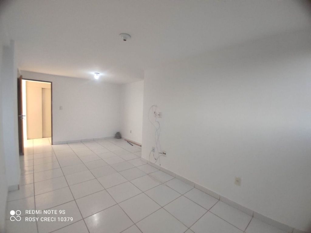 Apartamento com 3 dormitórios à venda por R$ 260.000,00 - Água...