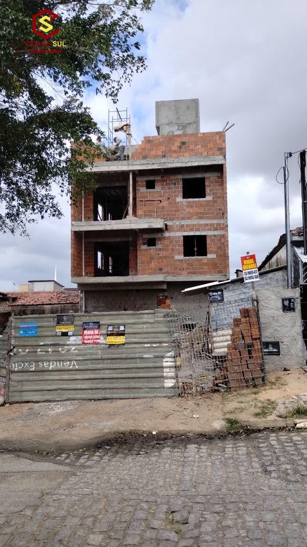 Apartamento com 2 dormitórios à venda por R$ 180.000,00 - João...