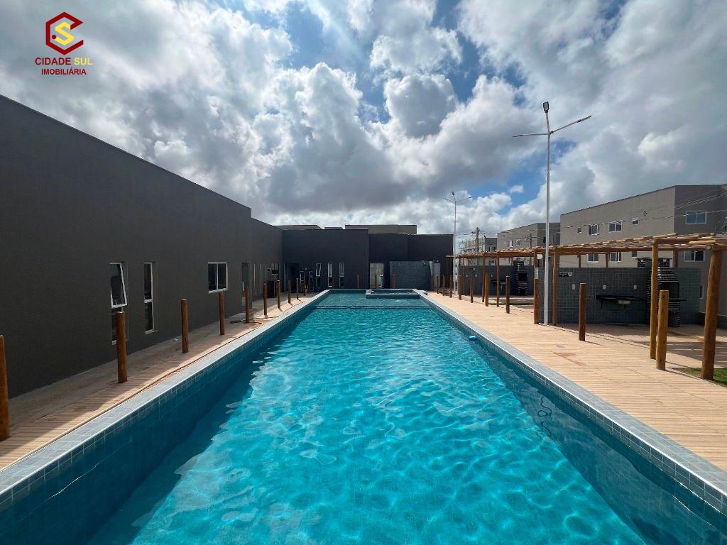 Apartamento com 2 dormitórios à venda, 45 m² por R$ 165.000,00...