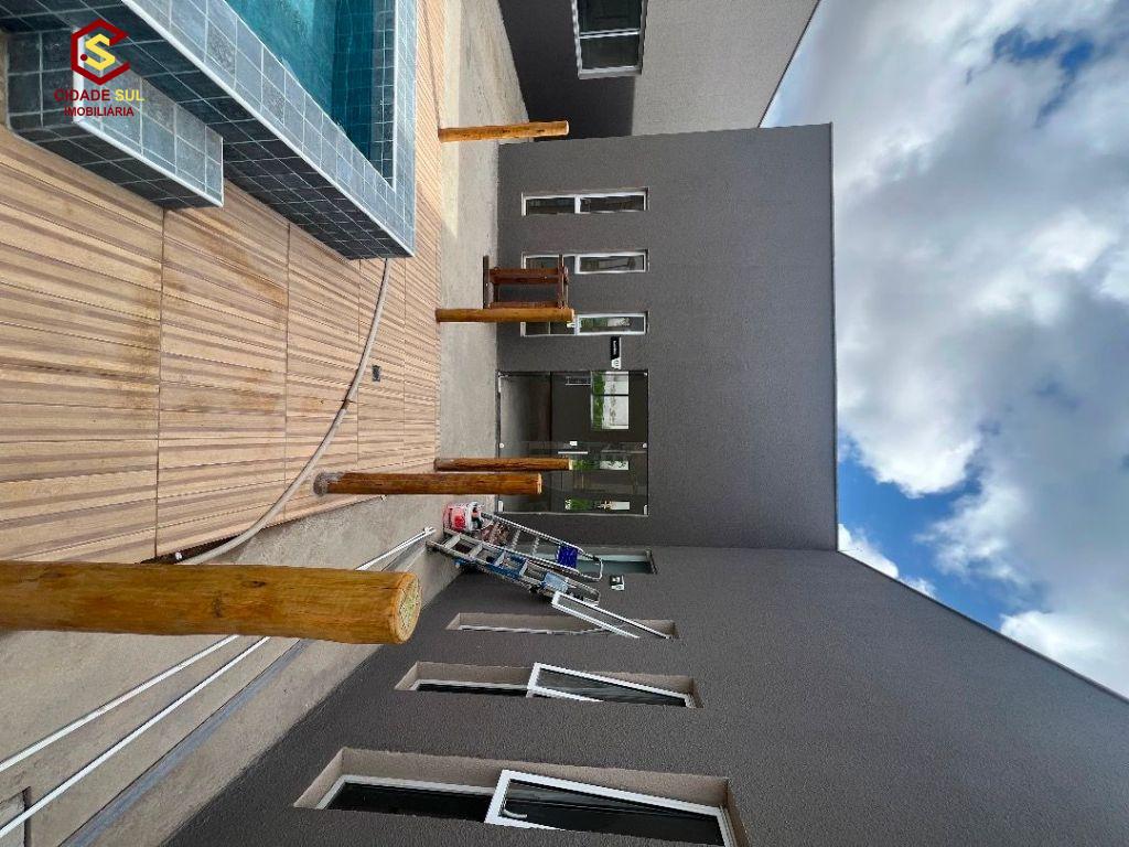 Apartamento com 2 dormitórios à venda, 45 m² por R$ 165.000,00...