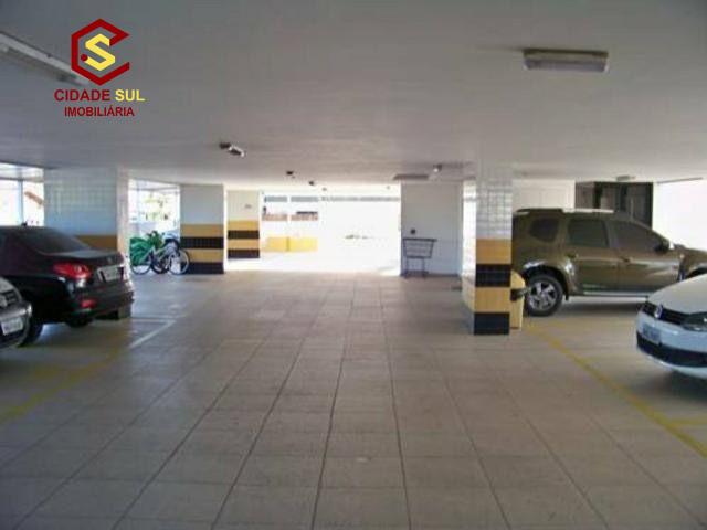Apartamento com 2 dormitórios à venda, 70 m² por R$ 420.000,00...