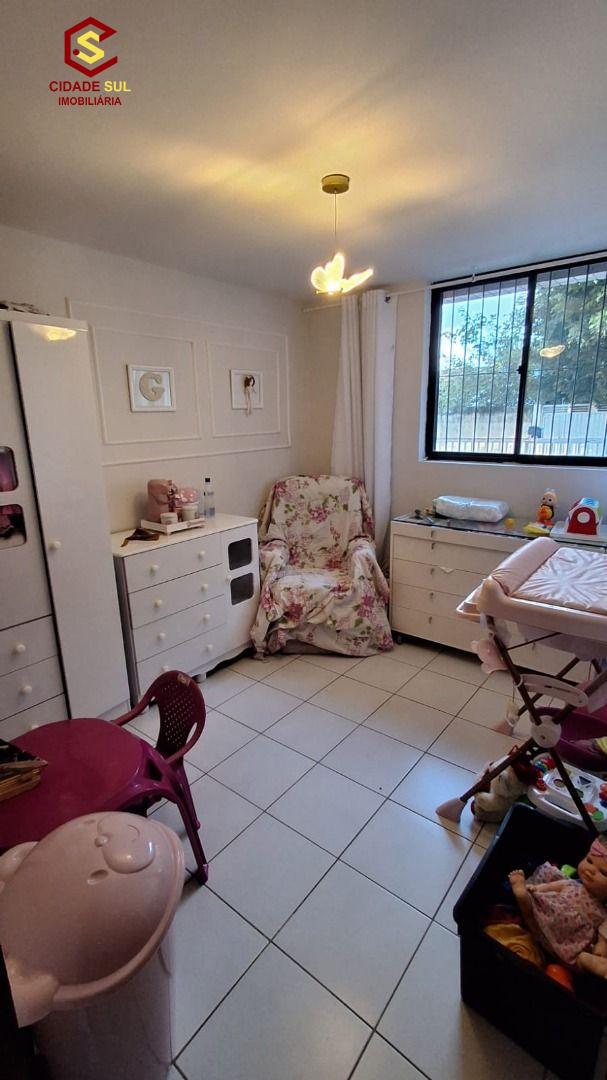 Apartamento com 3 quartos, à venda por R$ 275.000- José Améric...