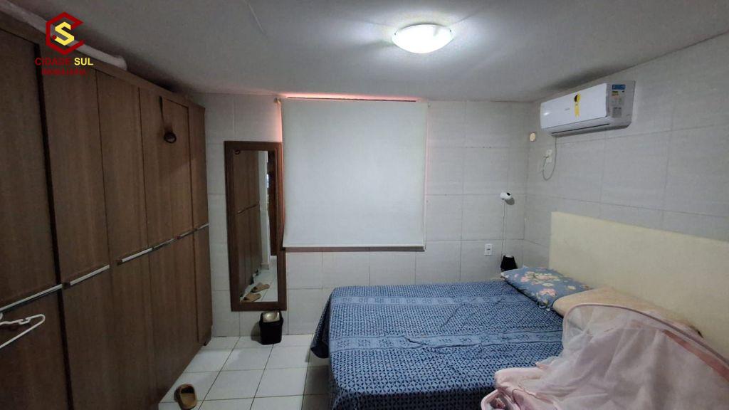 Apartamento com 3 quartos, à venda por R$ 260.000- José Améric...