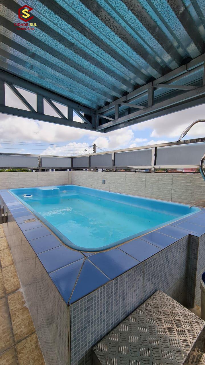 Casa á venda em Jaguaribe por R$650 Mil