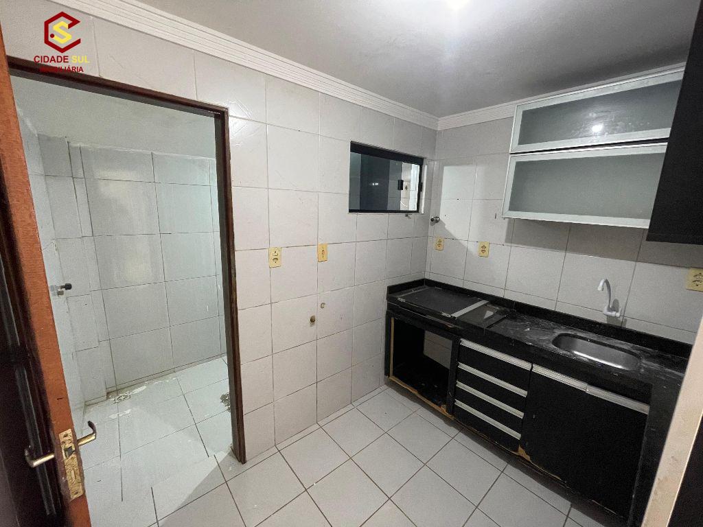 Apartamento Duplex á venda em Mangabeira IV por R$200 Mil