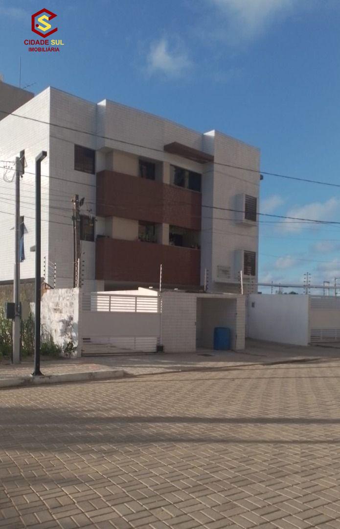 Apartamento com 2 dormitórios à venda, 52 m² por R$ 250.000,00...