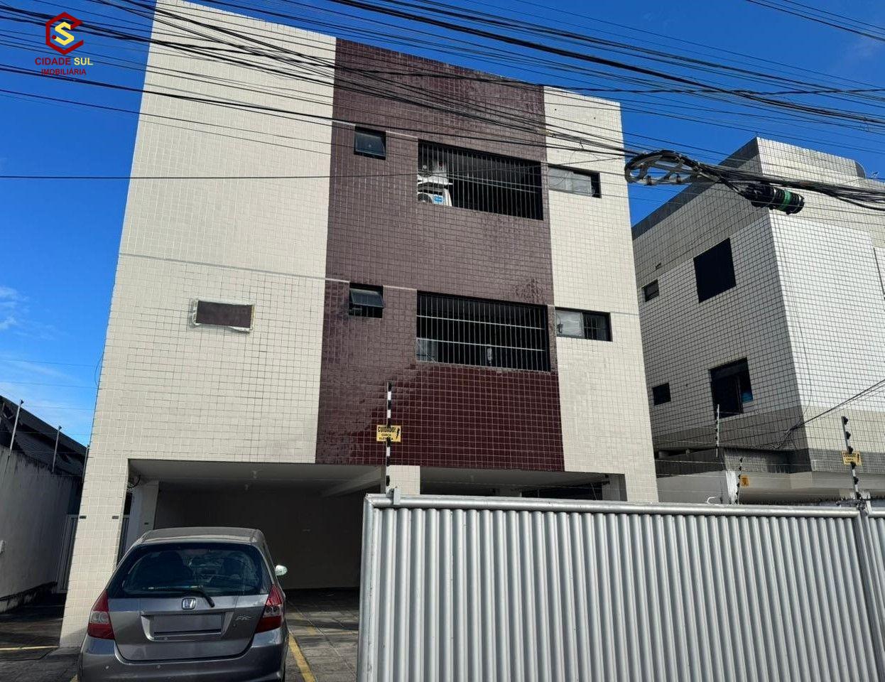 Apartamento bem perto do Mar por R$330 Mil no bairro Bessa
