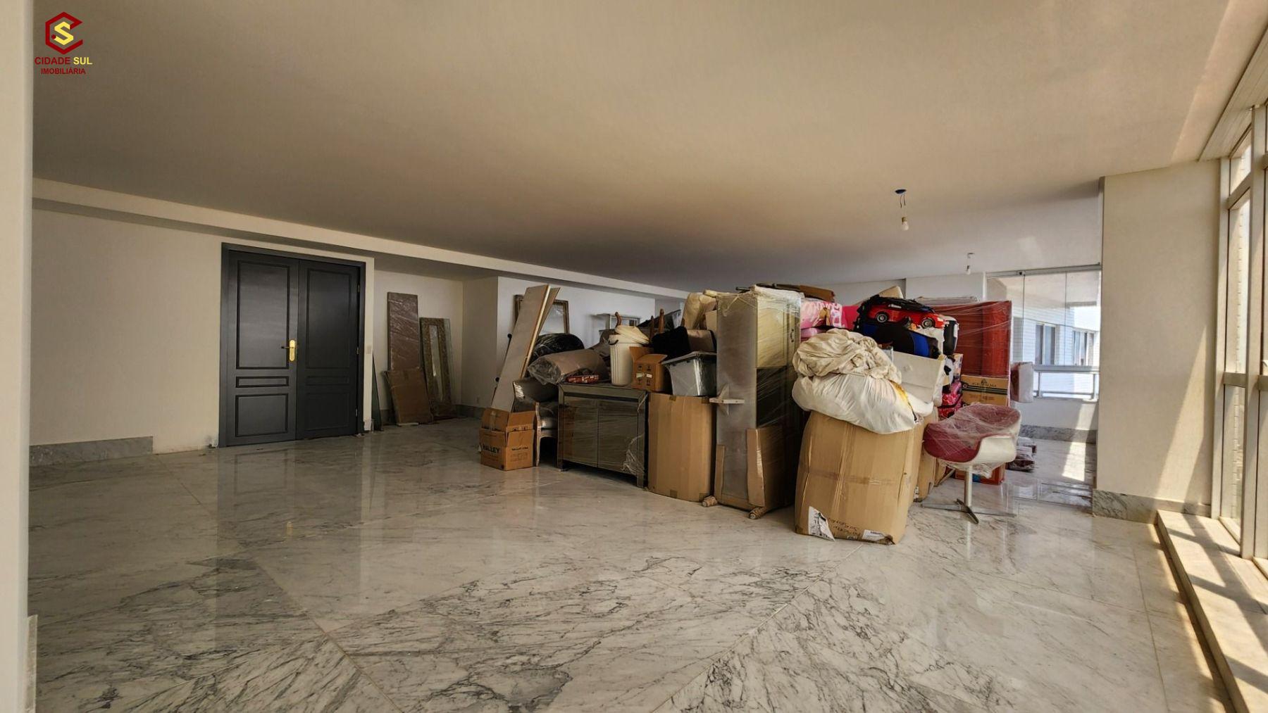 Apartamento a venda em Brisamar 4 quartos sendo 4 suítes, 265....