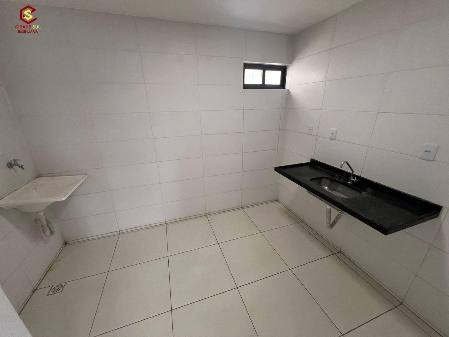 Apartamento com 2 dormitórios à venda por R$ 145.900,00 - Novo...