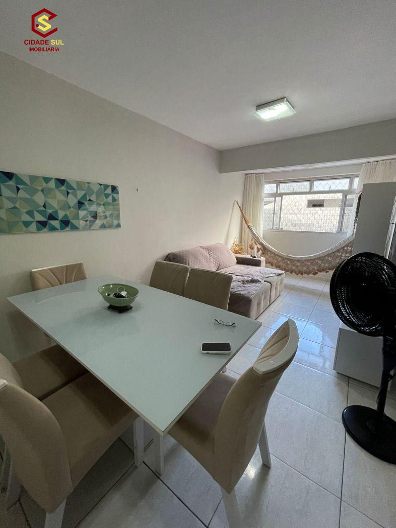 Apartamento com 2 dormitórios à venda, 75 m² por R$ 295.000,00...