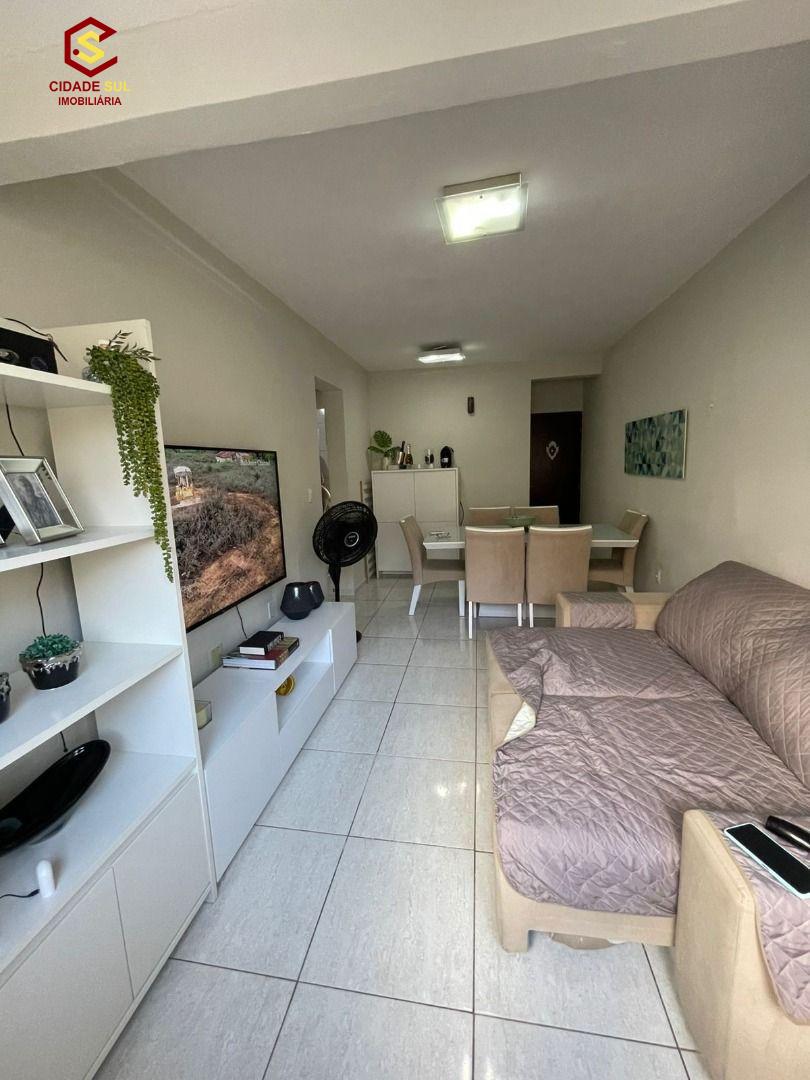 Apartamento com 2 dormitórios à venda, 75 m² por R$ 295.000,00...