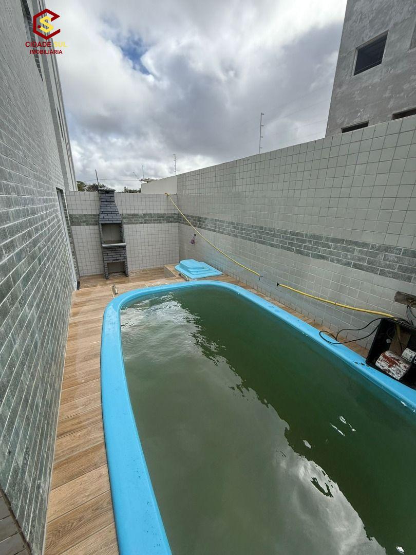 Apartamento com 2 dormitórios à venda, 45 m² por R$ 165.000 -...