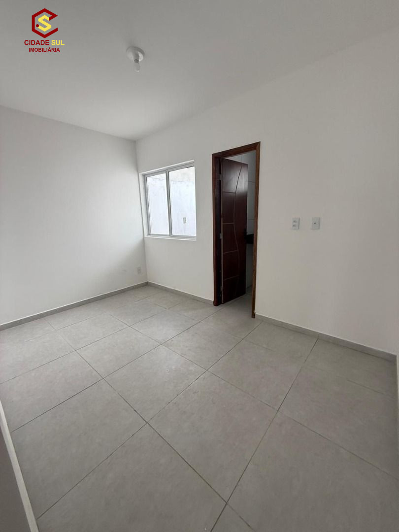 Casa com 2 dormitórios à venda, 54 m² por R$ 235.000 - João Pa...