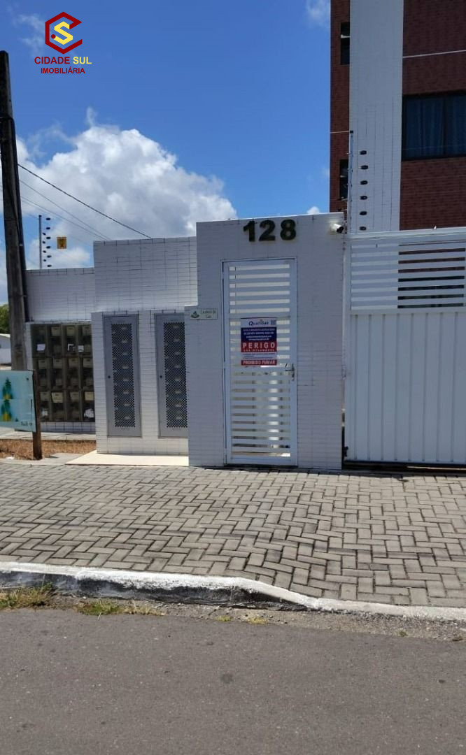 Apartamento a venda em Intermares