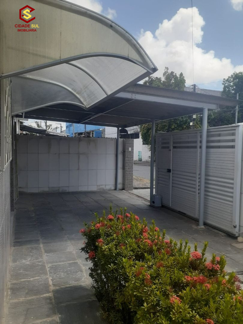 Casa A VENDA EM Mangabeira