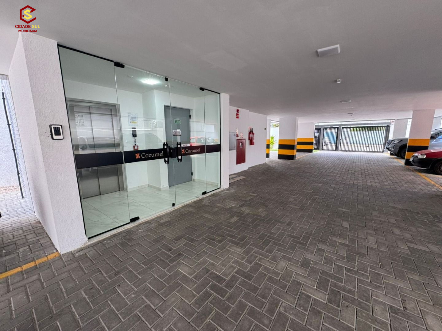 Apartamento Residencial / Intermares