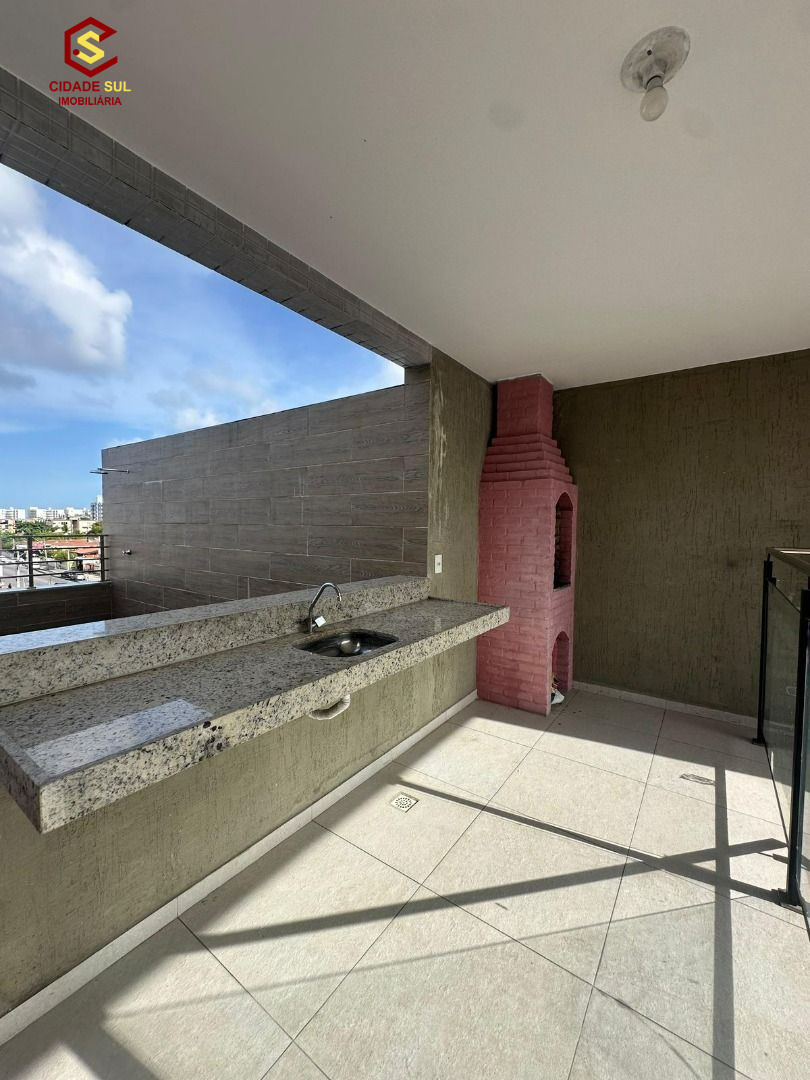 Apartamento Residencial / Bancários