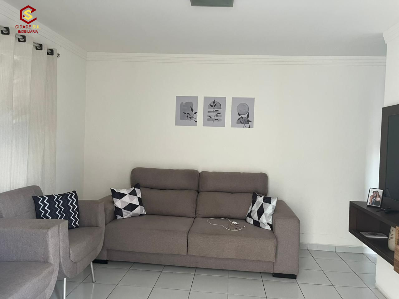 Casa Residencial / Funcionários II