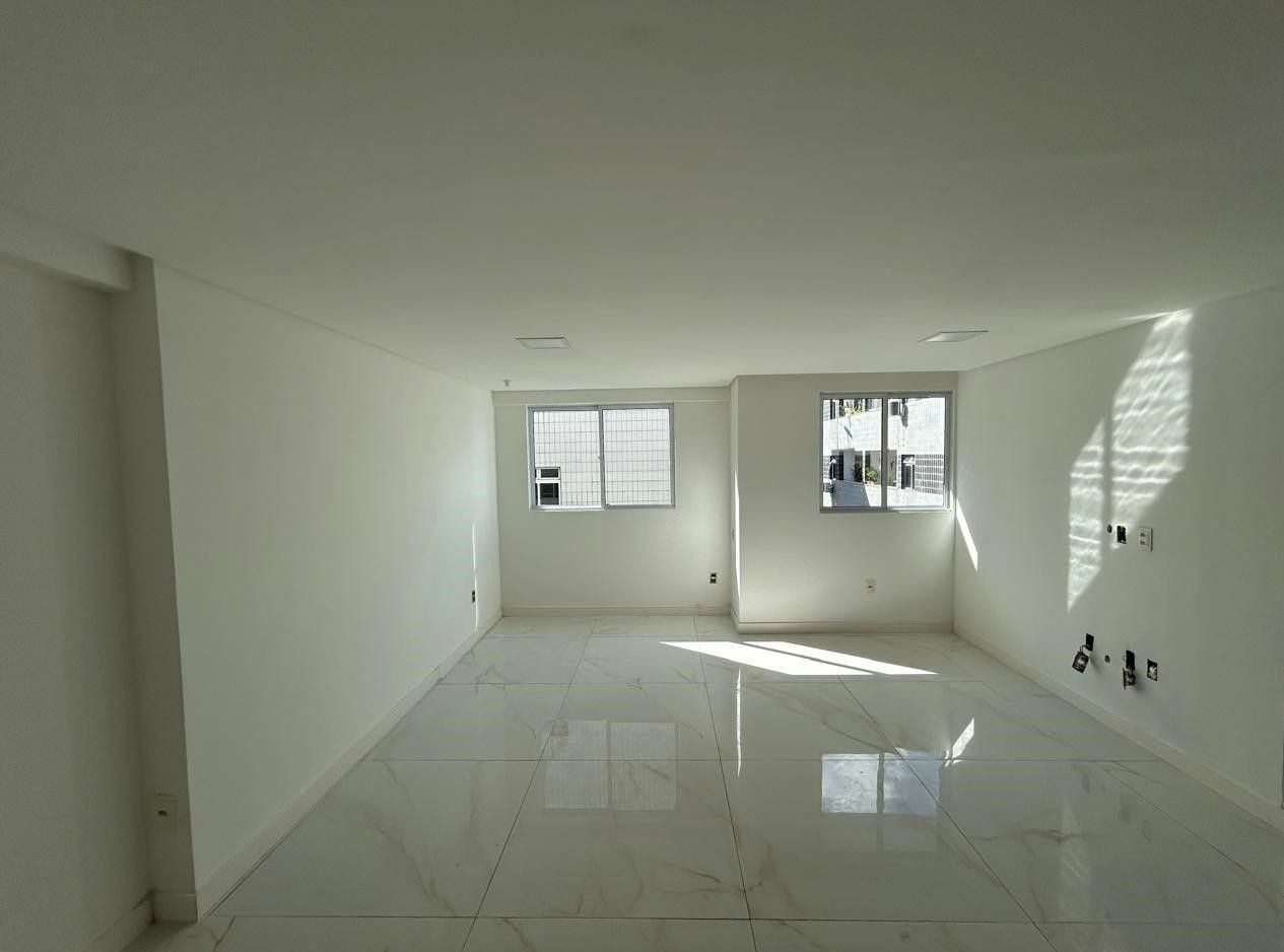Apartamento Residencial / Jardim Oceania