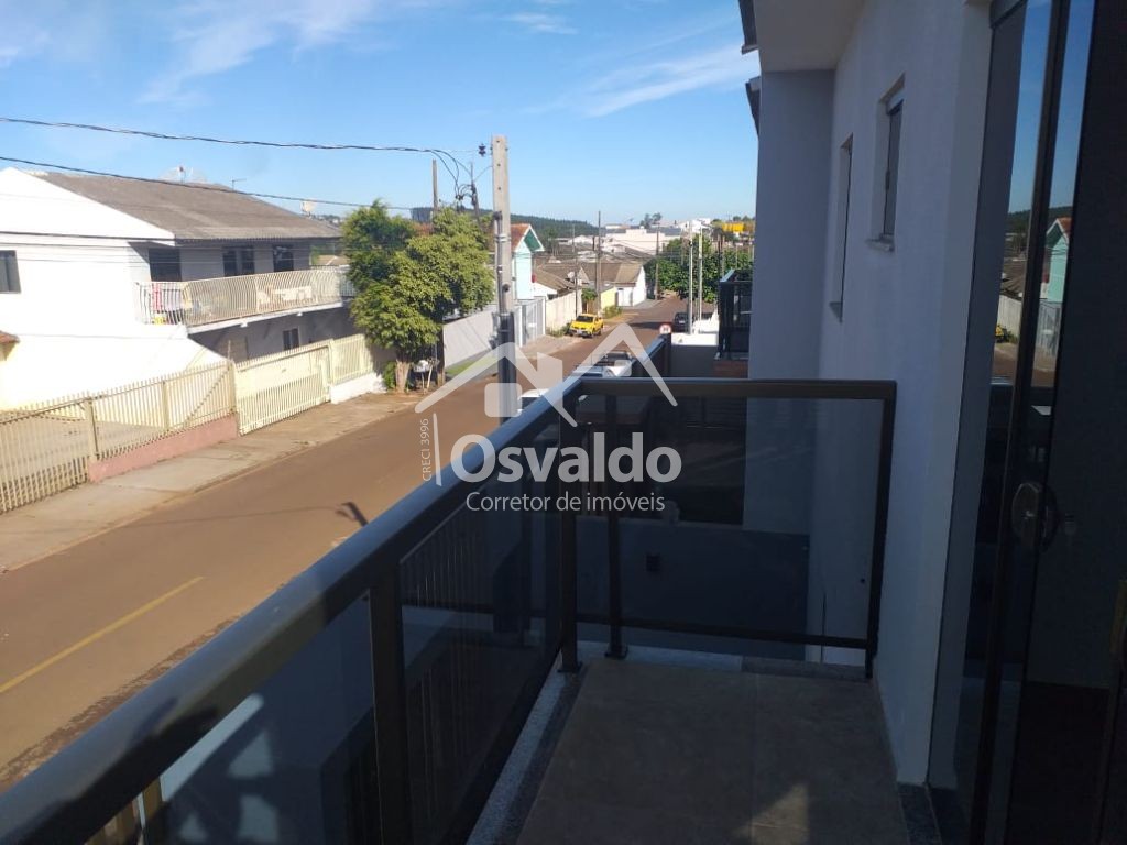 SOBRADO NO BAIRRO ROMA