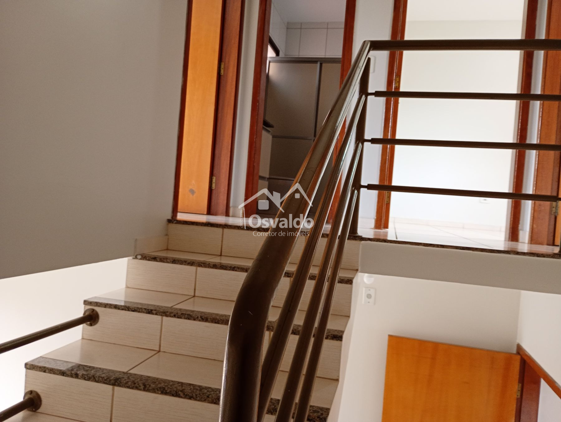 Osvaldo Corretor de Im�veis em Cascavel - PR