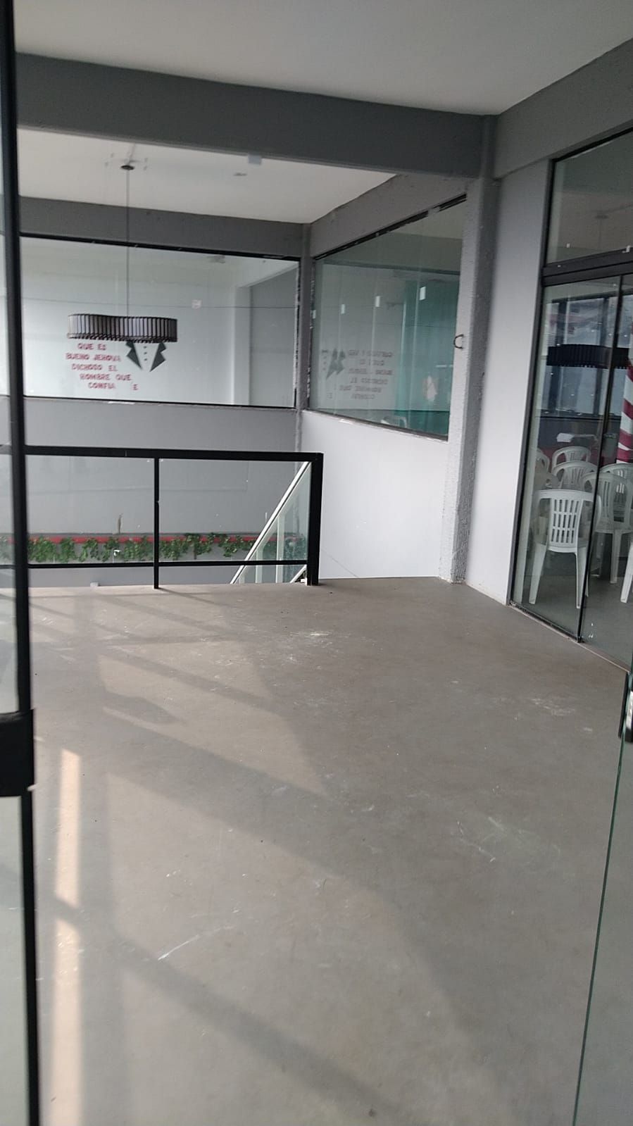 SALA COMERCIAL COM 250M2