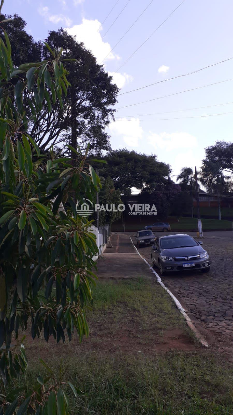 LOTE COM 330M2 NO CENTRO
