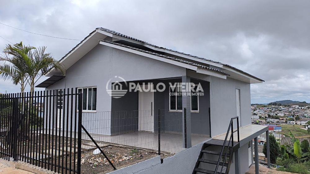 CASA NOVA COM DOIS PAVIMENTOS