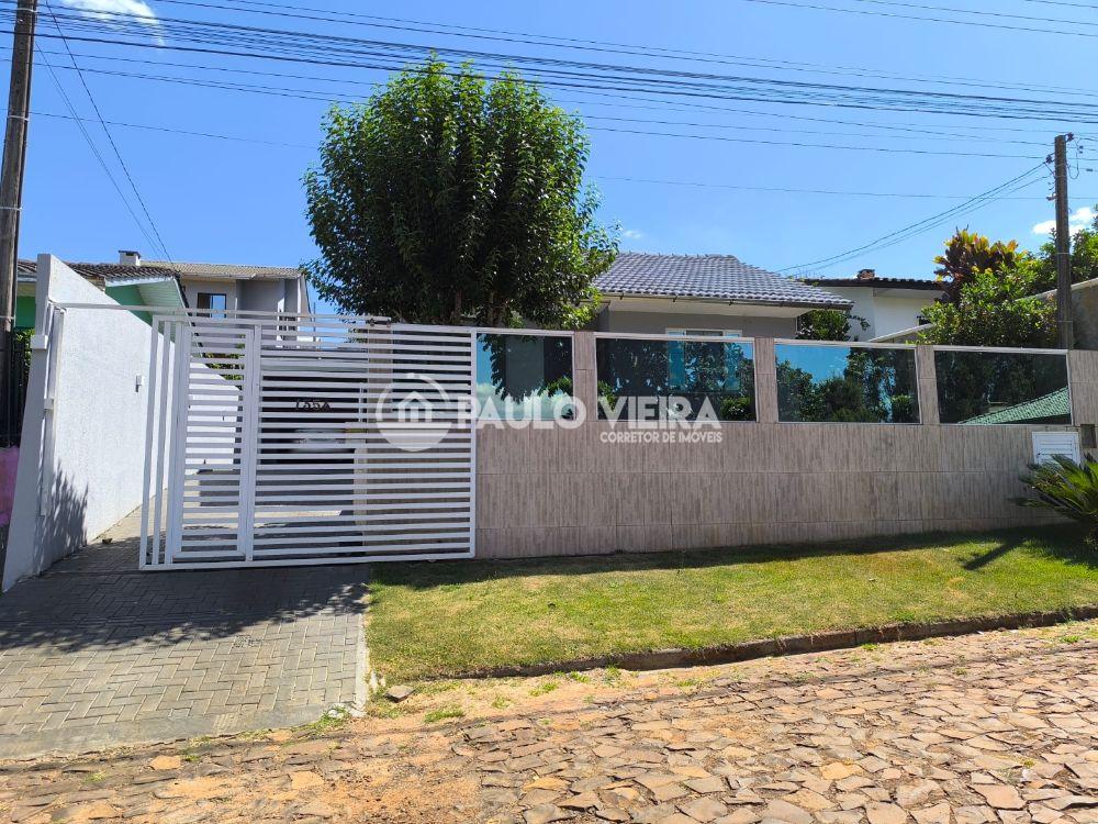 CASA COM ÓTIMO PADRÃO 