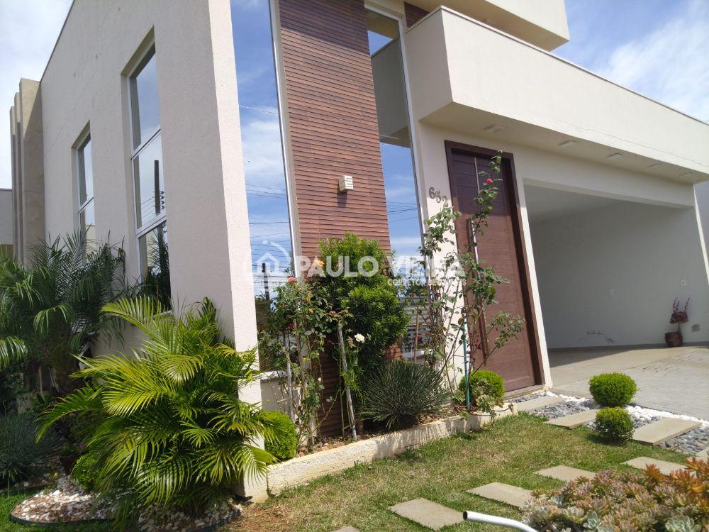 CASA ALTO PADRÃO COM PISCINA