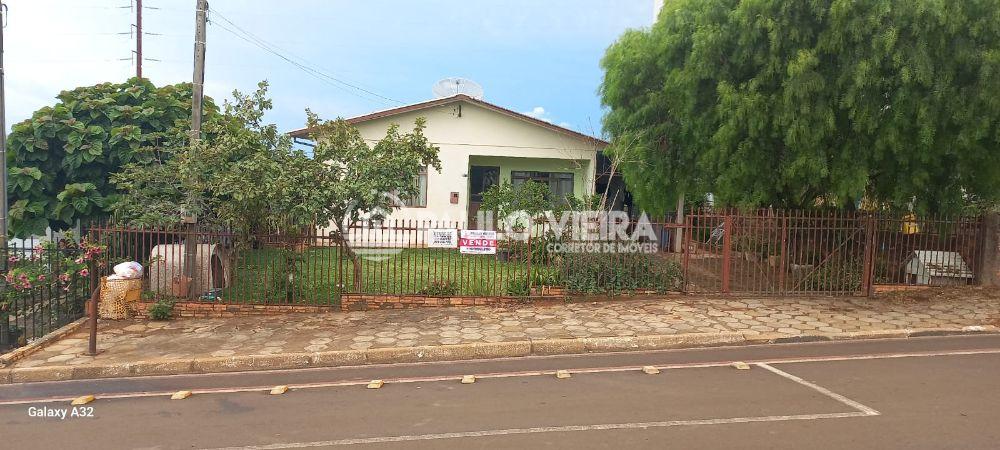 CASA DE ALVENÁRIA EM ÓTIMA LOCALIZAÇÃO