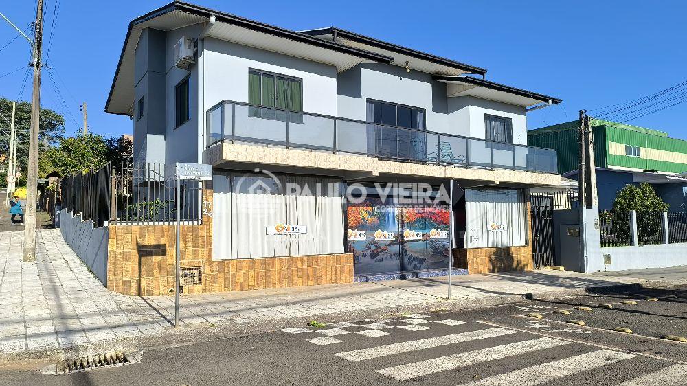 CASA DE ALVEN?RIA COM SALA COMERCIAL 