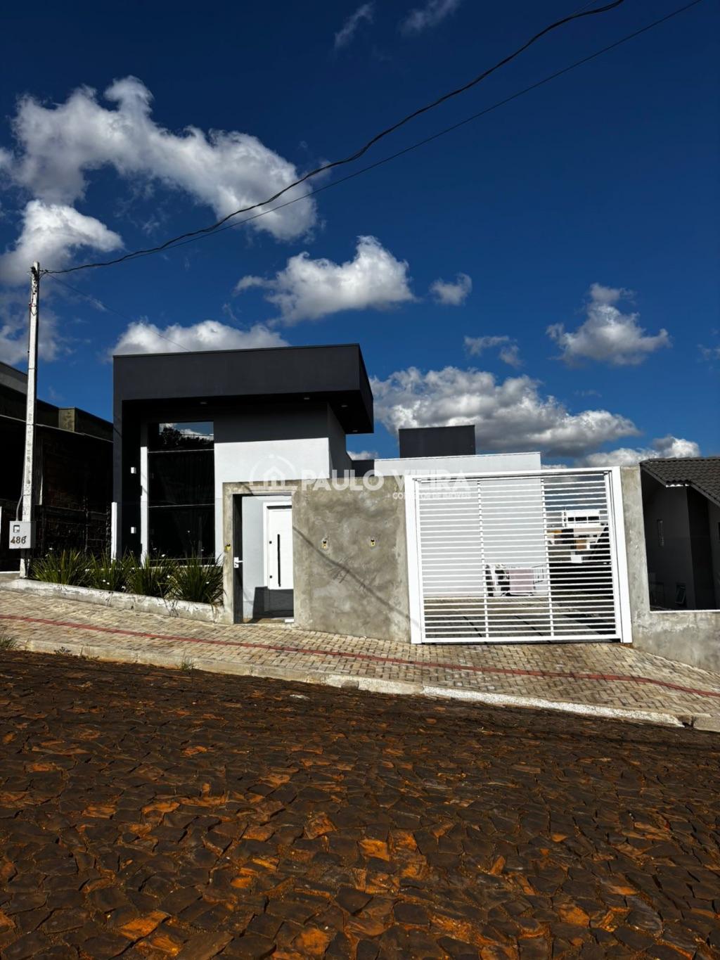 DESIGN MODERNO e CONFORTÁVEL - CASA em LAGE