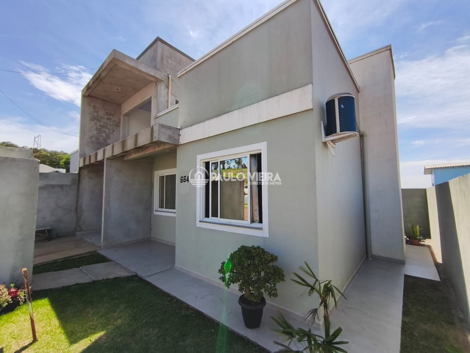 CASA EM FASE DE ACABAMENTO